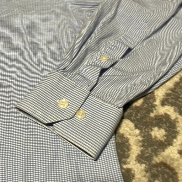 Saks fifth avenue Button front long sleeved shirt. Dressy or casual. Like new. - Picture 3 of 5